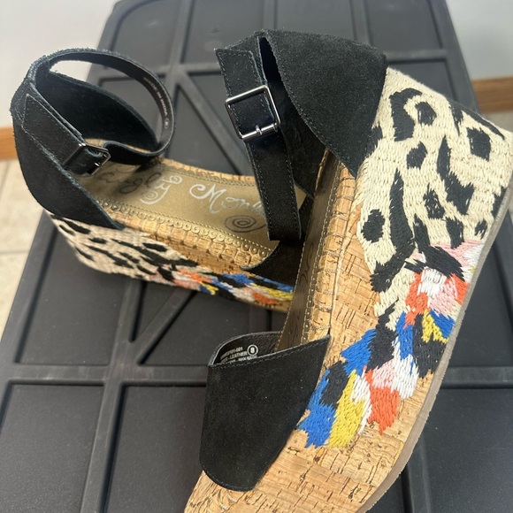 Naughty Monkey Virago Black Platform Wedge Sandals with Embroidery 8 Boho Indie - Picture 4 of 10
